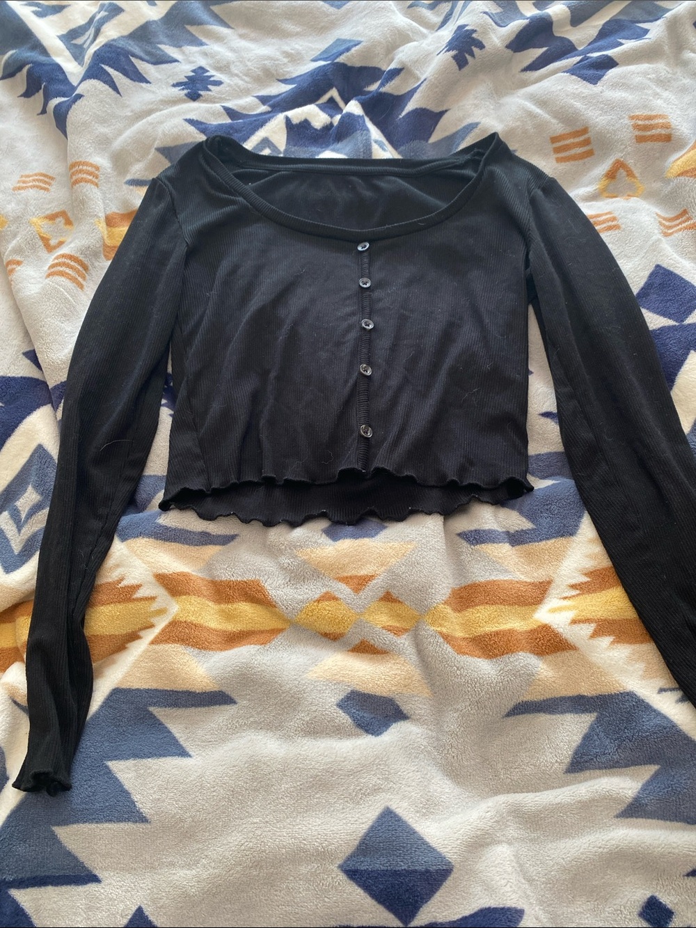 Black Ribbed Long-Sleeve Button Front Crop Top